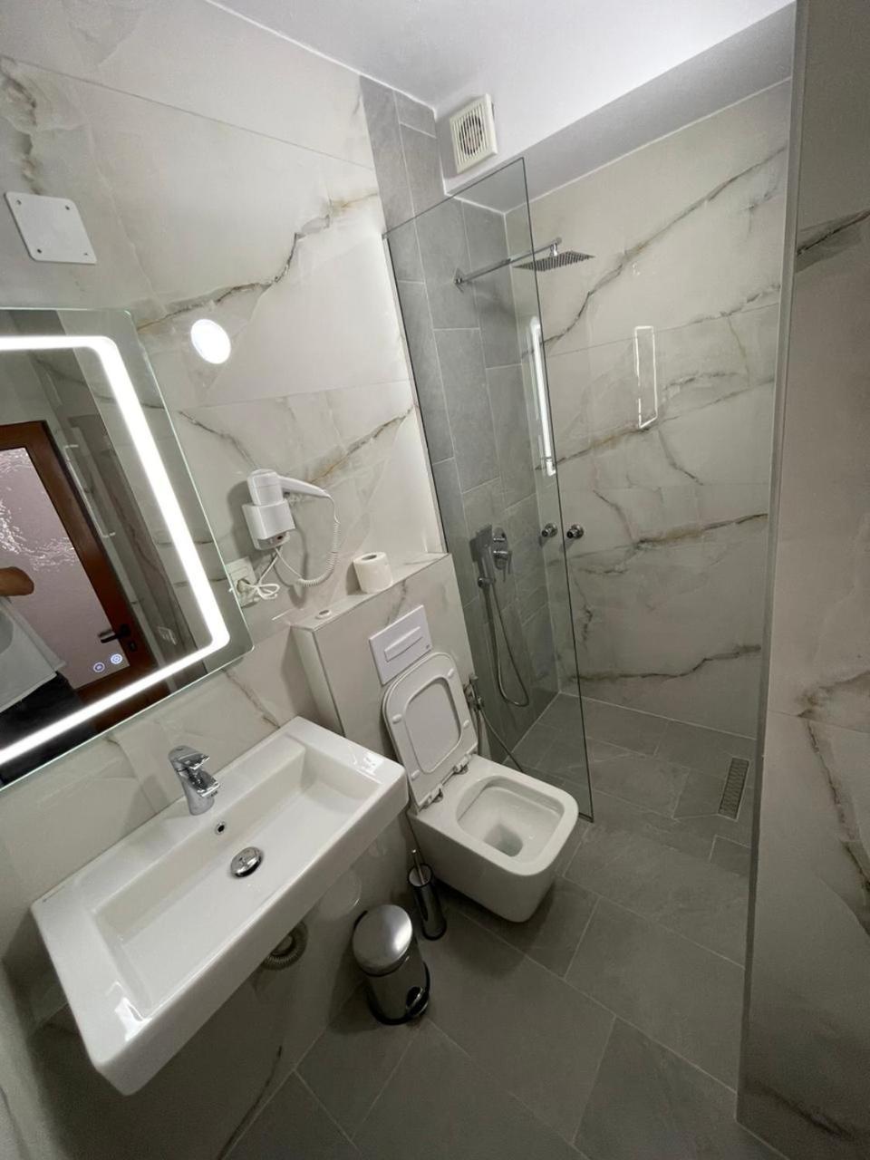 Hotel Belvedere Pogradaş Dış mekan fotoğraf